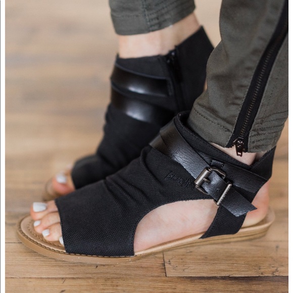 blowfish balla black